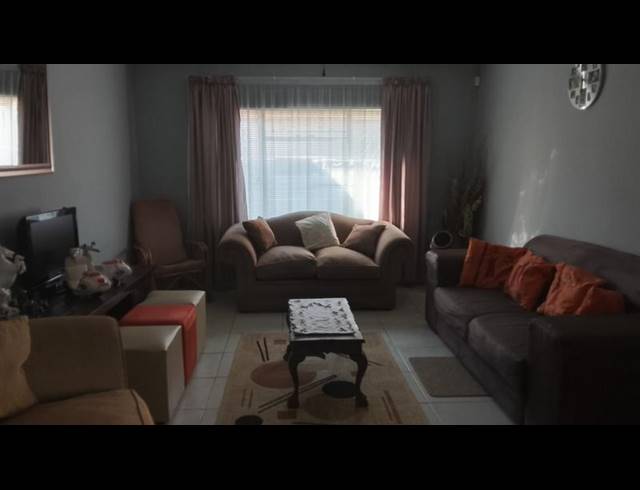 2 BEDROOM HOUSE FOR SALE IN RANDGATE